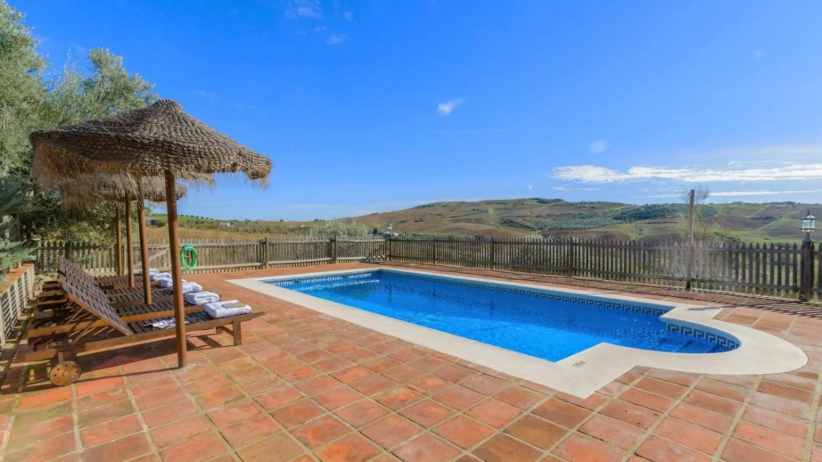Finca del Rio Antequera - La Higuera by Ruralidays
