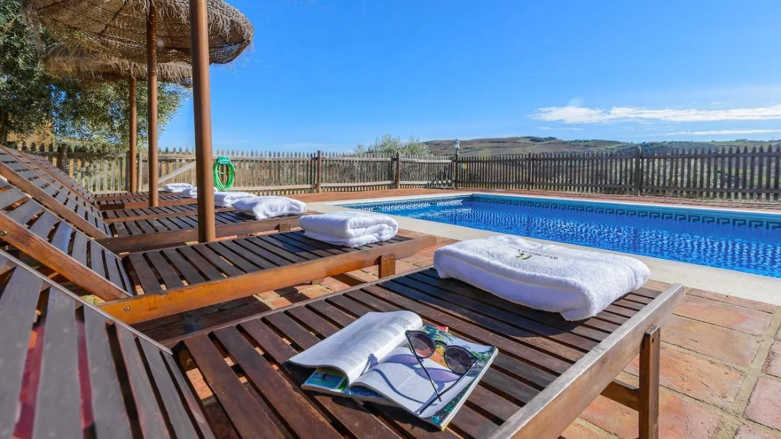 Villa Finca del Rio Antequera - La Higuera by Ruralidays España